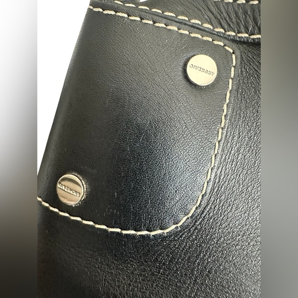 GIVENCHY Black Calfskin Leather Two Pocket Front Women's Boho Shoulder Bag - Picture 6 of 11